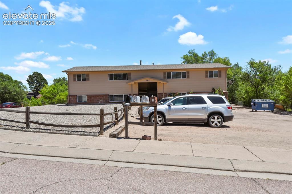 1165 Chiricahua Loop Colorado Springs CO 80915