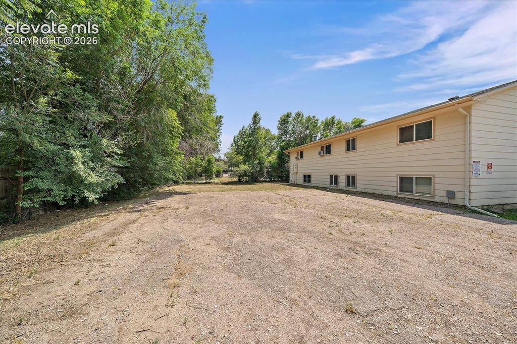 325 Bonnie Court Colorado Springs CO 80916