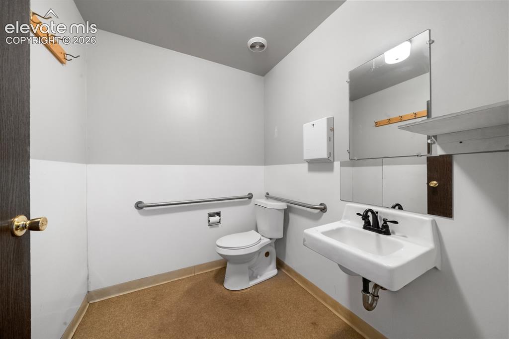 22 Iowa Avenue Colorado Springs CO 80909