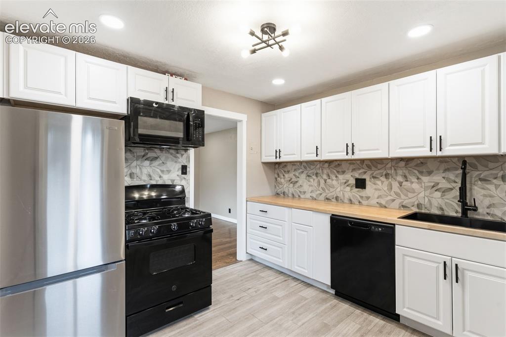 405 Wilhelmia Avenue Colorado Springs CO 80904