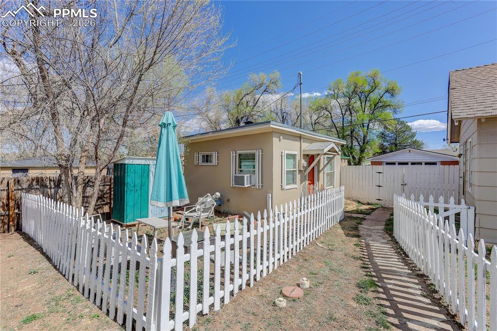 11 Bonfoy Avenue Colorado Springs CO 80909