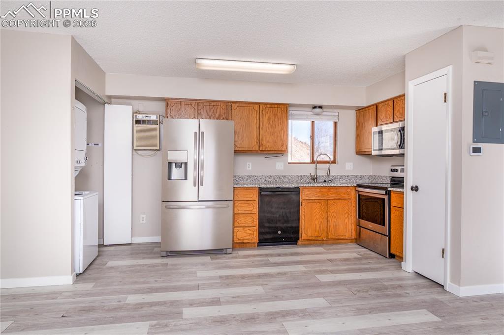 2516 Glen View Avenue Colorado Springs CO 80904