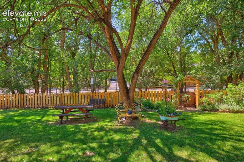 102 Holly Street Colorado Springs CO 80904