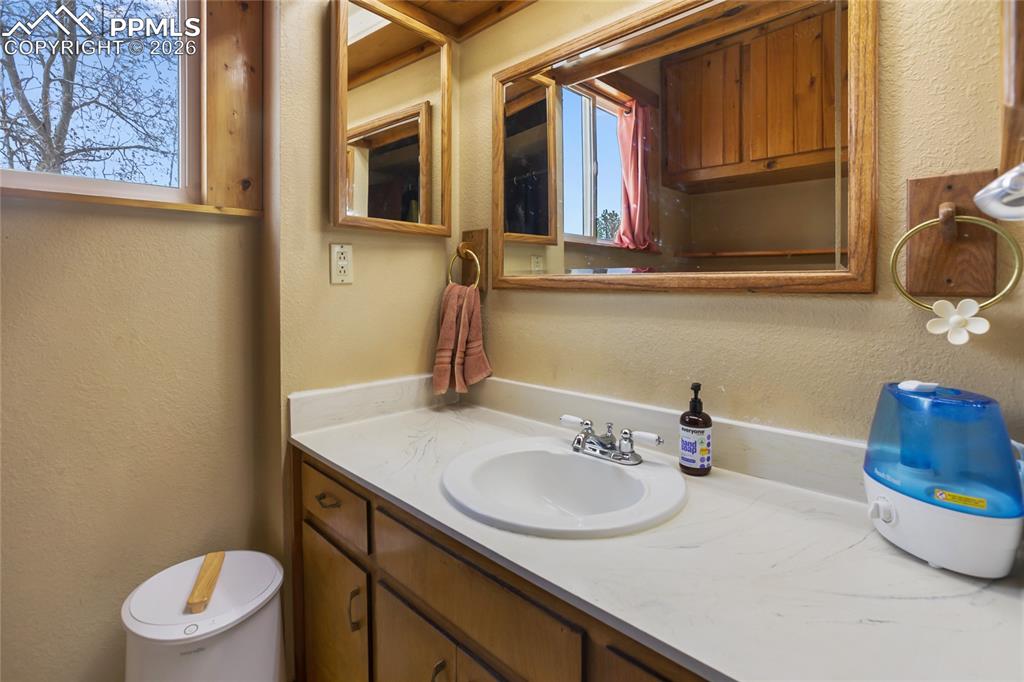 79 Beaver Creek Circle Florissant CO 80816