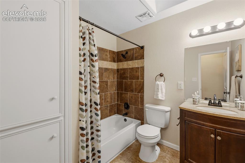 6635 Defoe Place Colorado Springs CO 80911