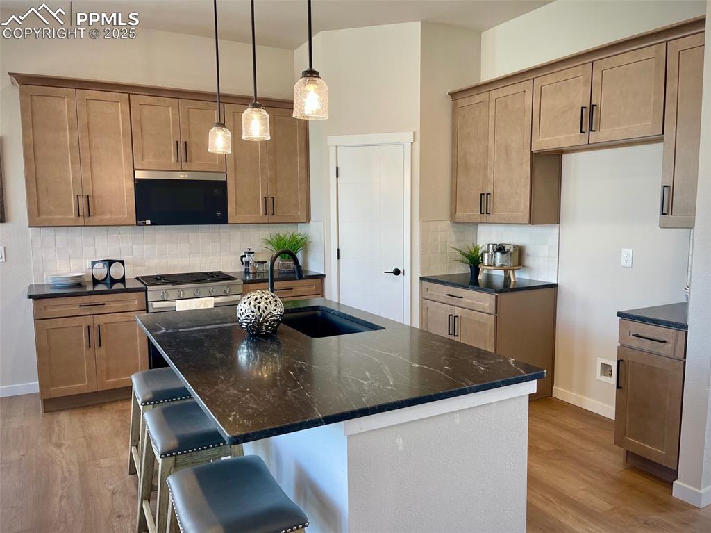 6611 Vistancia Avenue Colorado Springs CO 80922