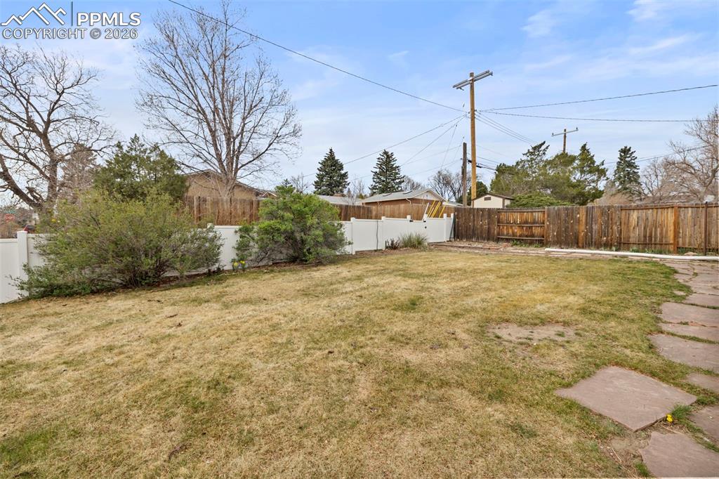 2121 Patrician Way Colorado Springs CO 80909