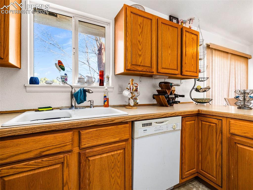 734 S Legend Lane Pueblo CO 81007