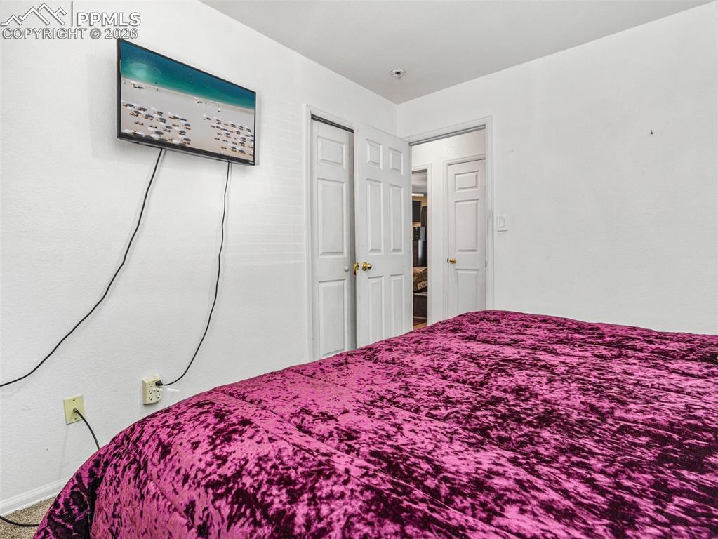 734 S Legend Lane Pueblo CO 81007