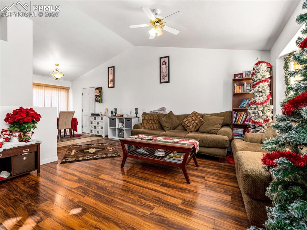 734 S Legend Lane Pueblo CO 81007