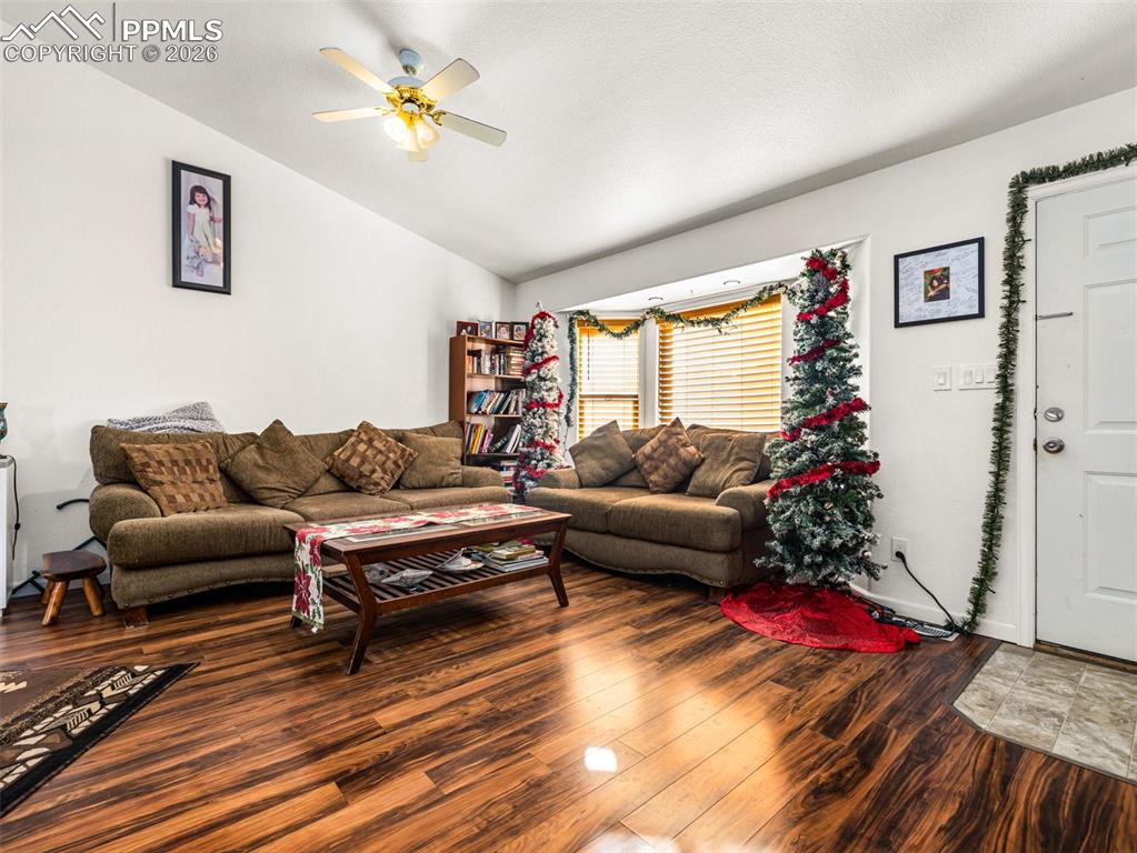 734 S Legend Lane Pueblo CO 81007