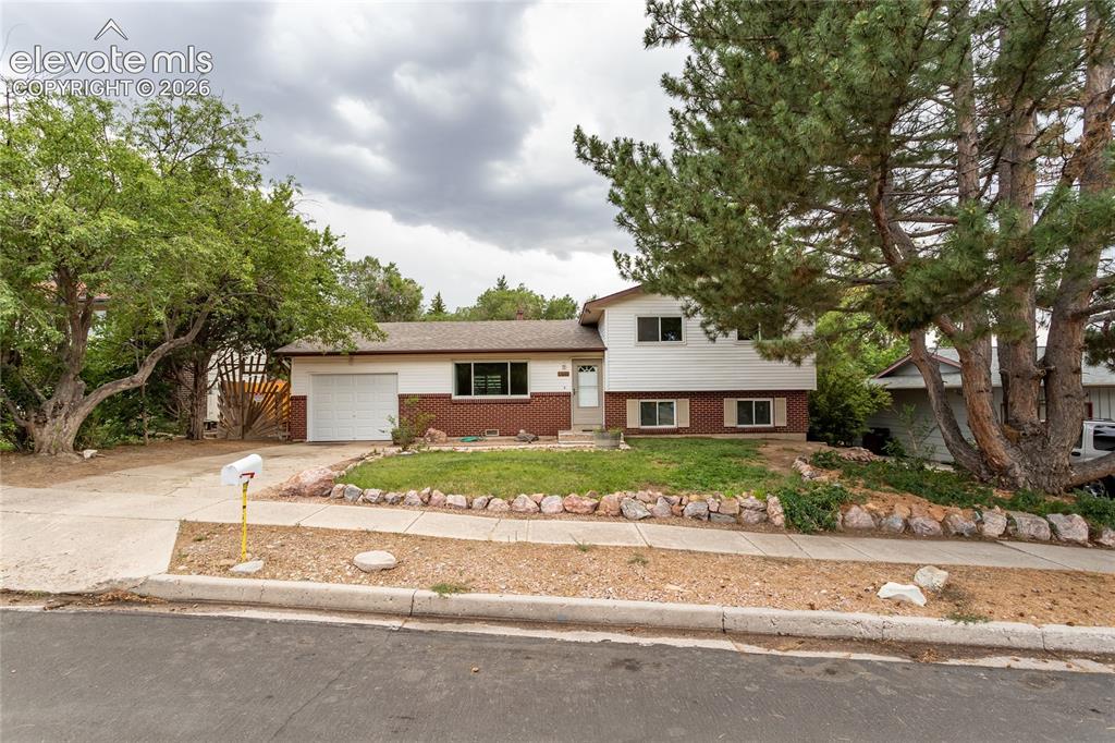 4919 Waddell Avenue Colorado Springs CO 80915