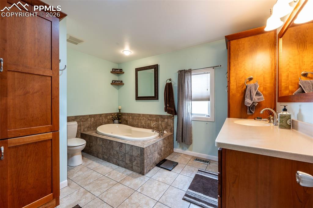 1922 W Cucharras Street Colorado Springs CO 80904