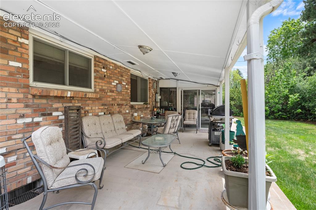2647 S Linden Court Denver CO 80222