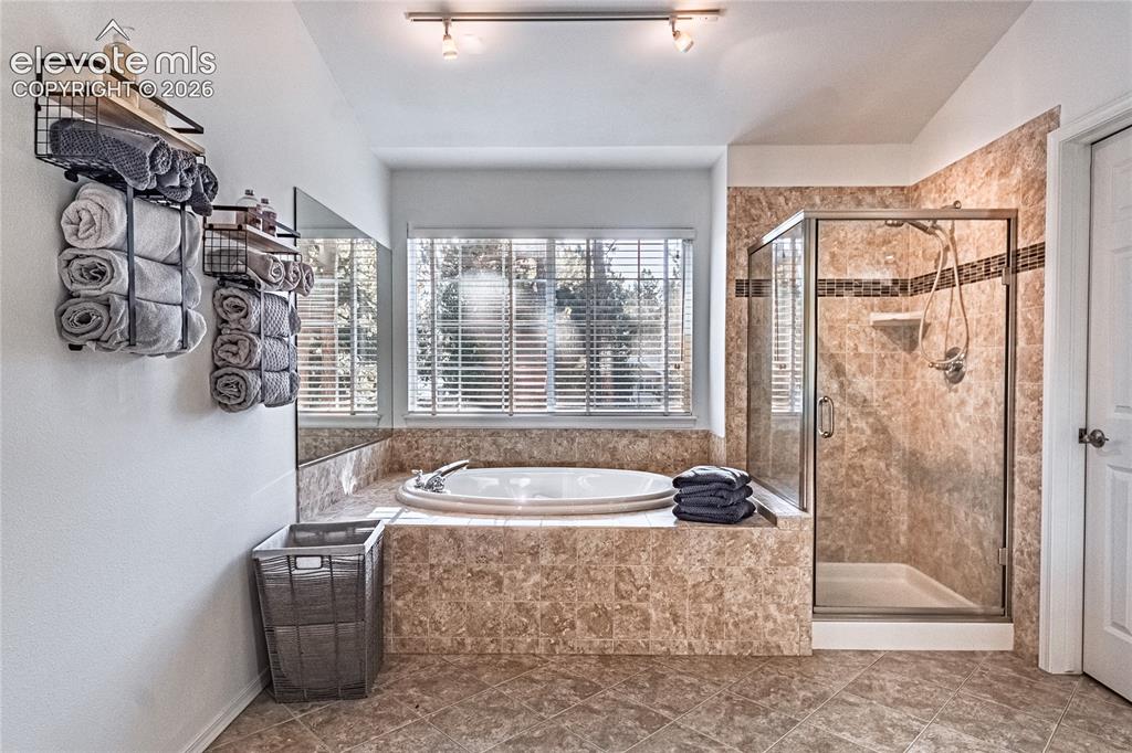 1530 Windwood Court Colorado Springs CO 80921