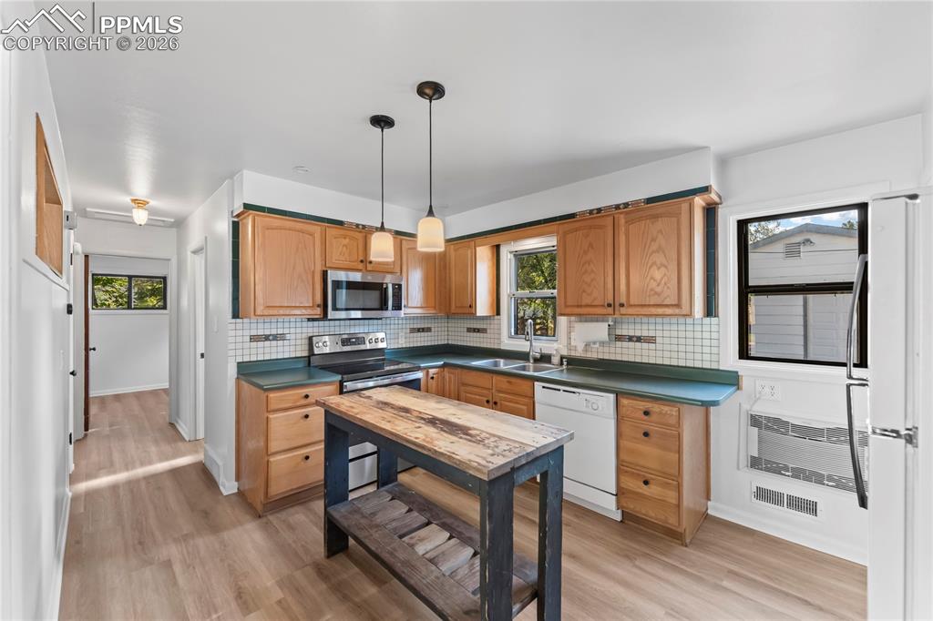 2711 Concord Street Colorado Springs CO 80907