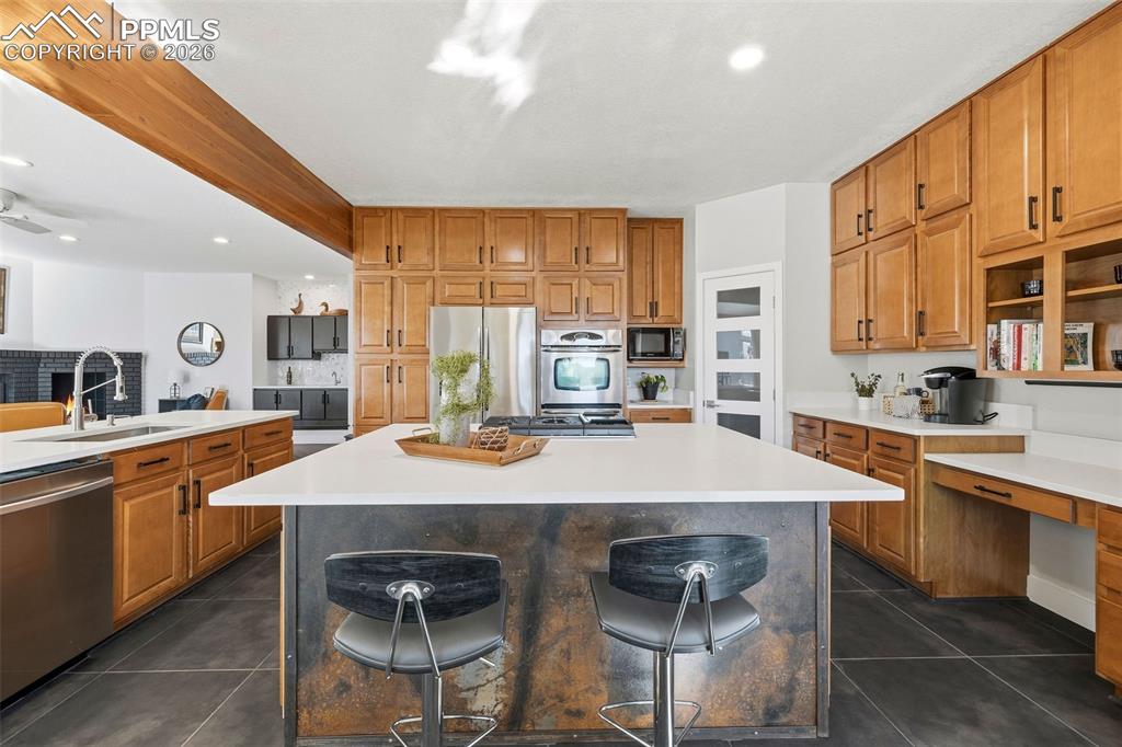1915 Hunters Point Lane Colorado Springs CO 80919