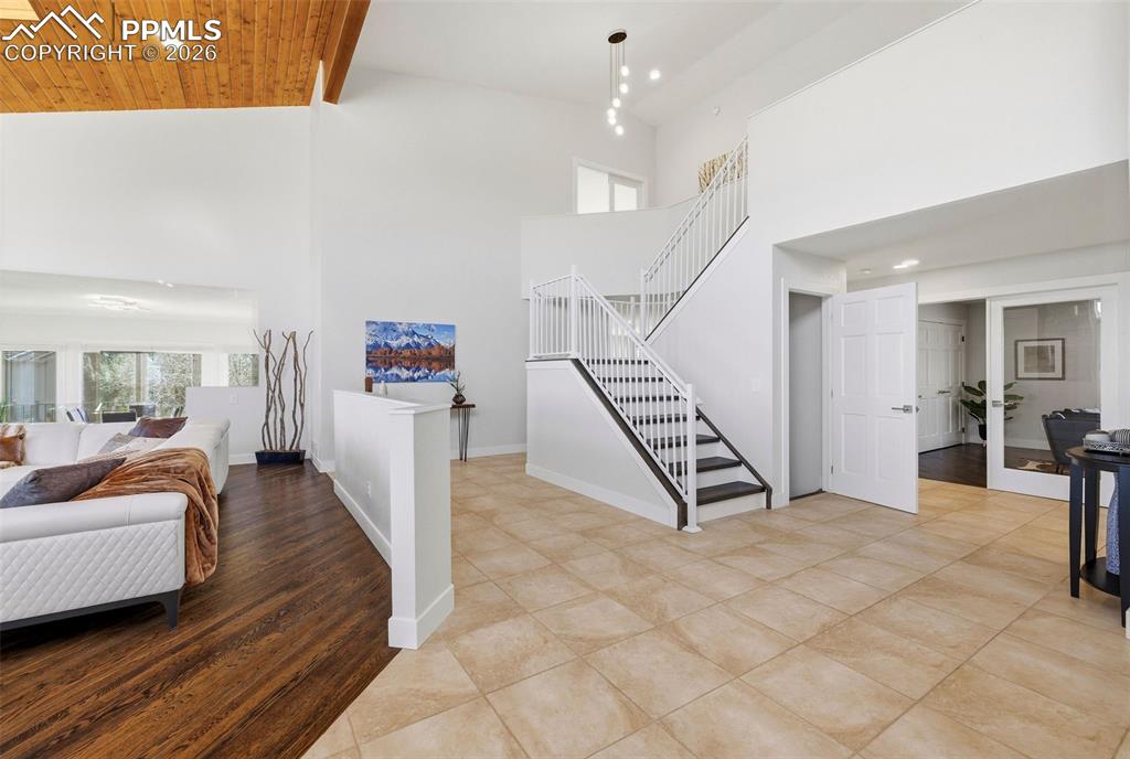 1915 Hunters Point Lane Colorado Springs CO 80919