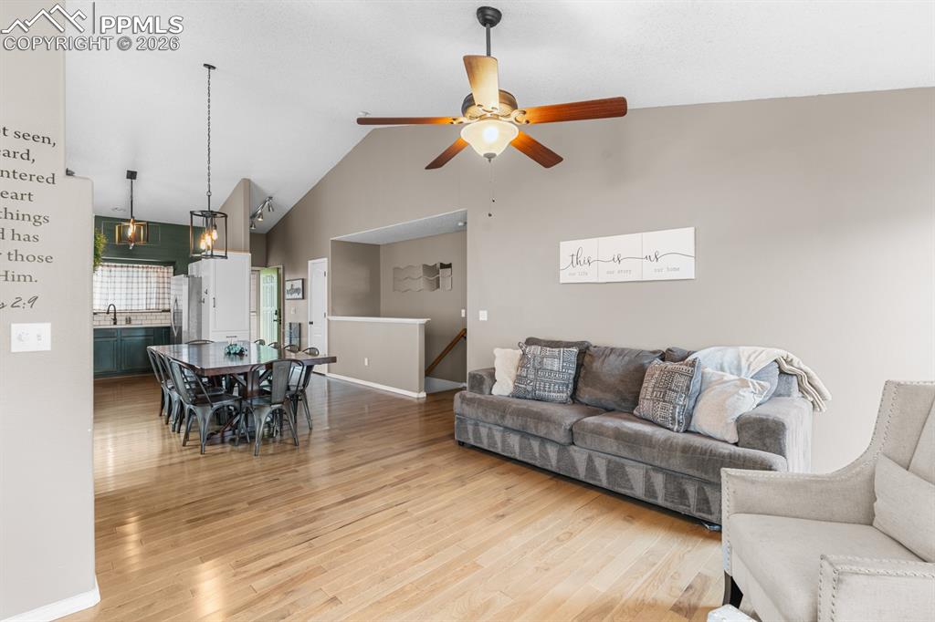 25 Sailing Way Palmer Lake CO 80133