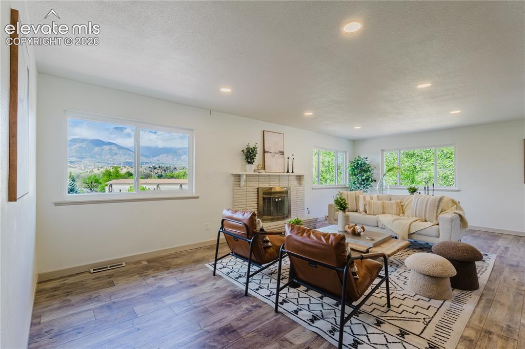 2927 Garden Hill Drive Colorado Springs CO 80904