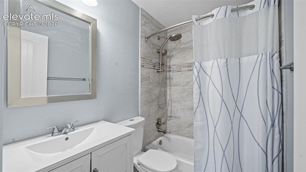 1112 Auburn Drive Colorado Springs CO 80909