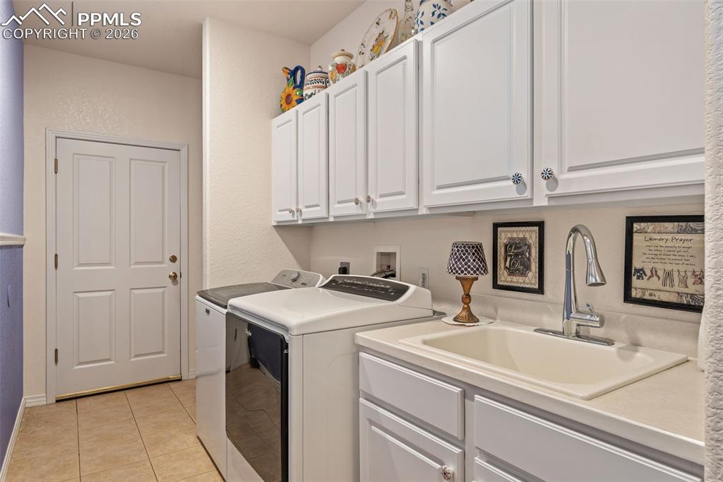 979 Pinehurst Court Bennett CO 80102