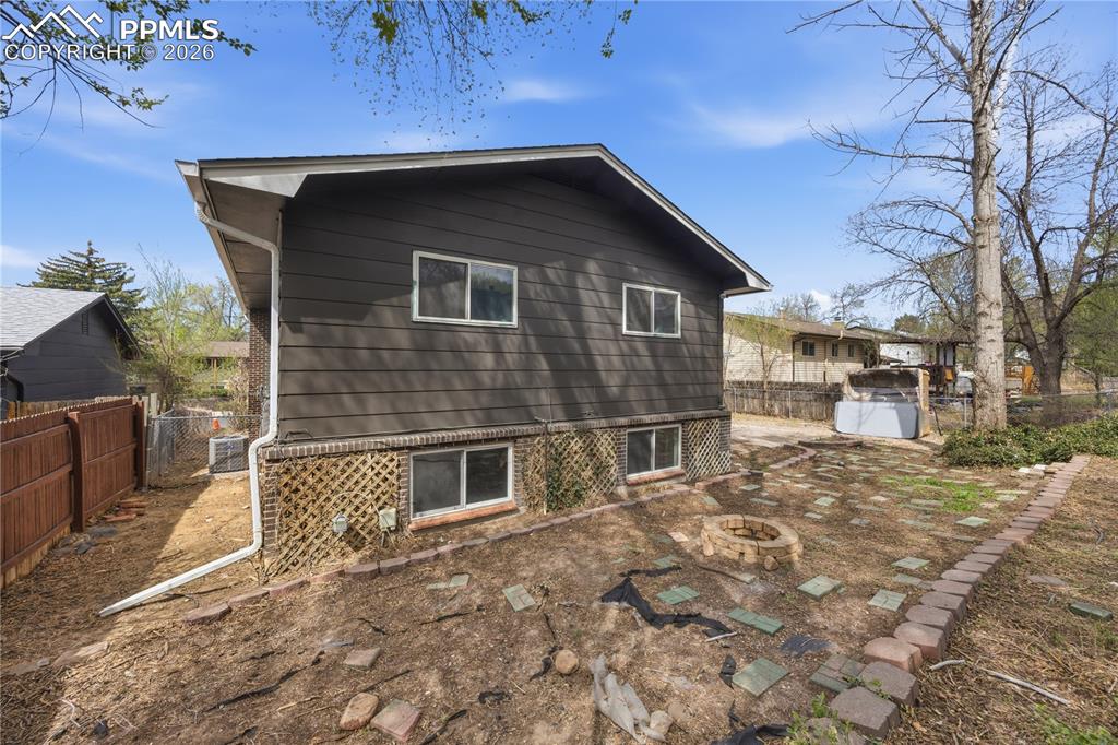 724 Squire Street Colorado Springs CO 80911