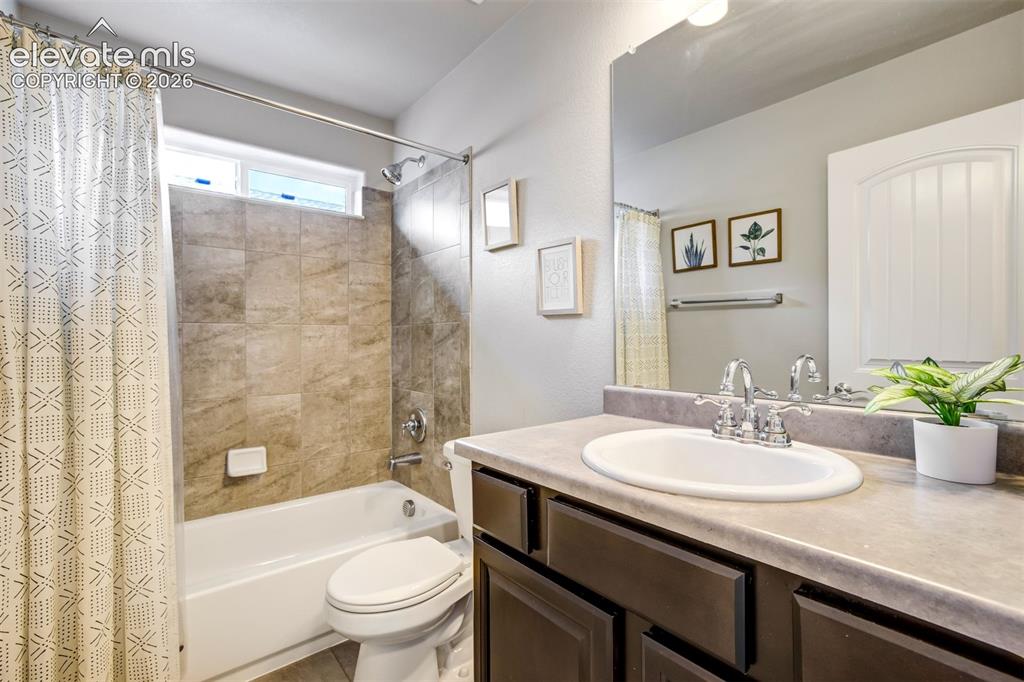 6022 Meadowbank Lane Colorado Springs CO 80925