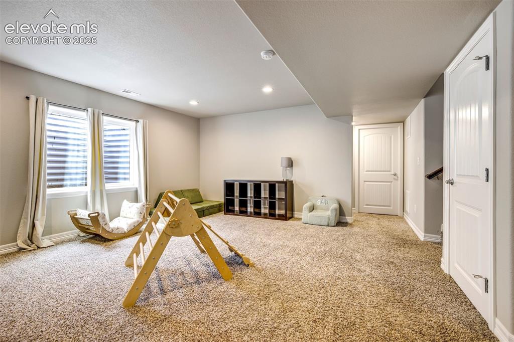 6022 Meadowbank Lane Colorado Springs CO 80925