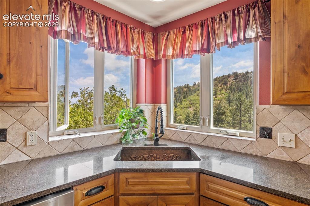 812 Crystal Park Road Manitou Springs CO 80829