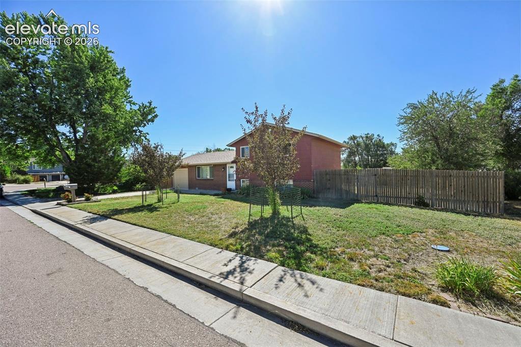 313 Cranbrook Circle Colorado Springs CO 80906
