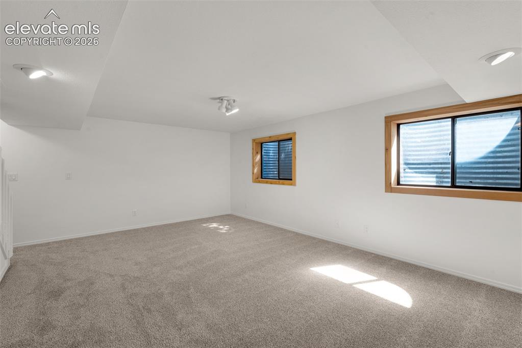 5565 Alma Terrace Colorado Springs CO 80917
