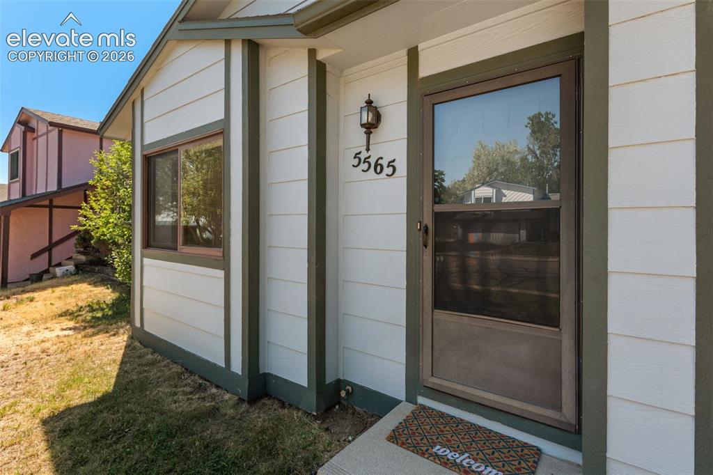 5565 Alma Terrace Colorado Springs CO 80917
