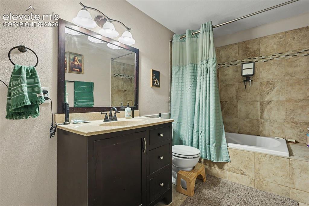 4520 Hollyridge Drive Colorado Springs CO 80916