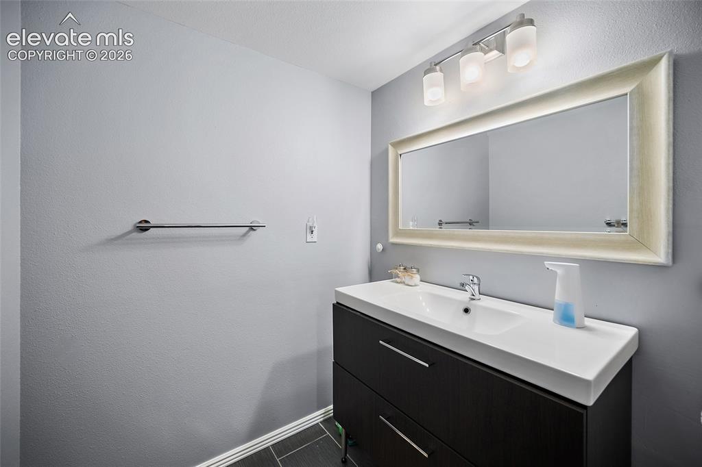 1010 S Park Drive Monument CO 80132