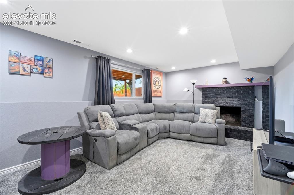 1374 Nokomis Drive Colorado Springs CO 80915