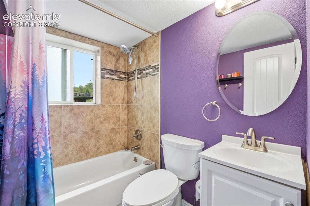 1374 Nokomis Drive Colorado Springs CO 80915