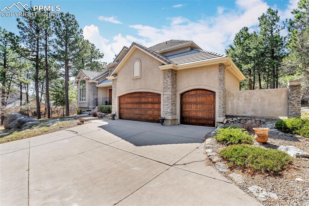 583 Silver Oak Grove Colorado Springs CO 80906