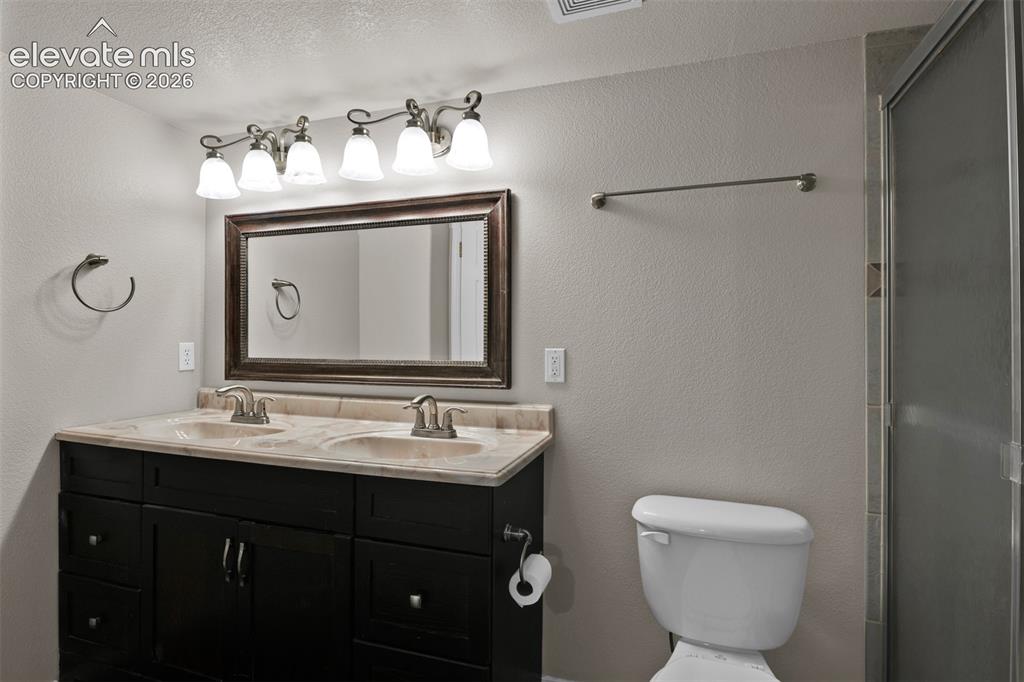 3839 Range Drive Colorado Springs CO 80922