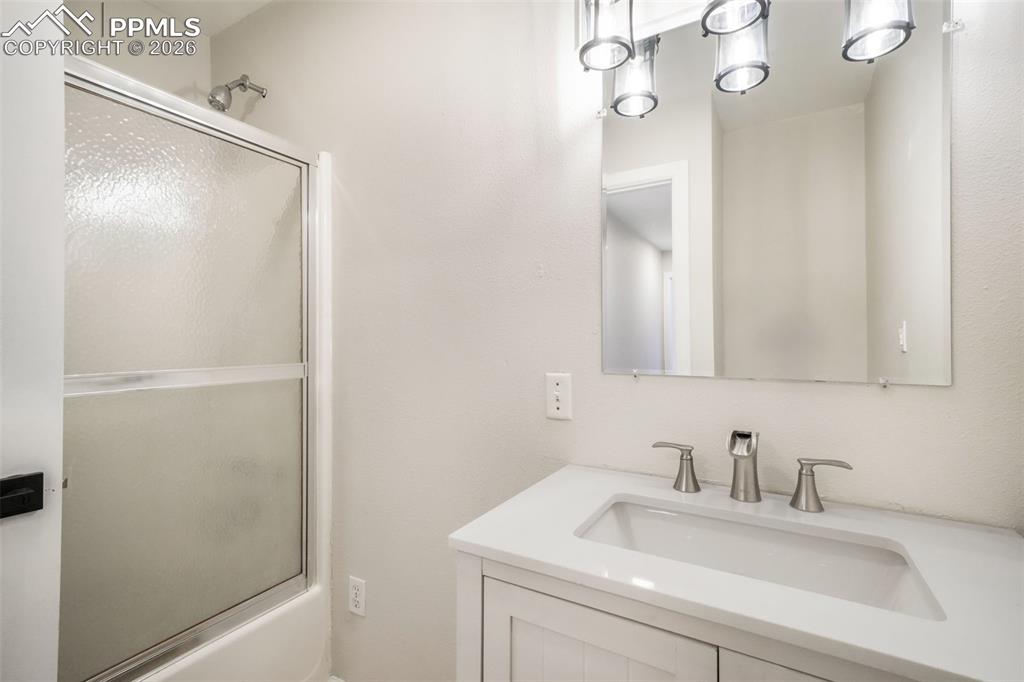 2218 E St Vrain Street Colorado Springs CO 80909
