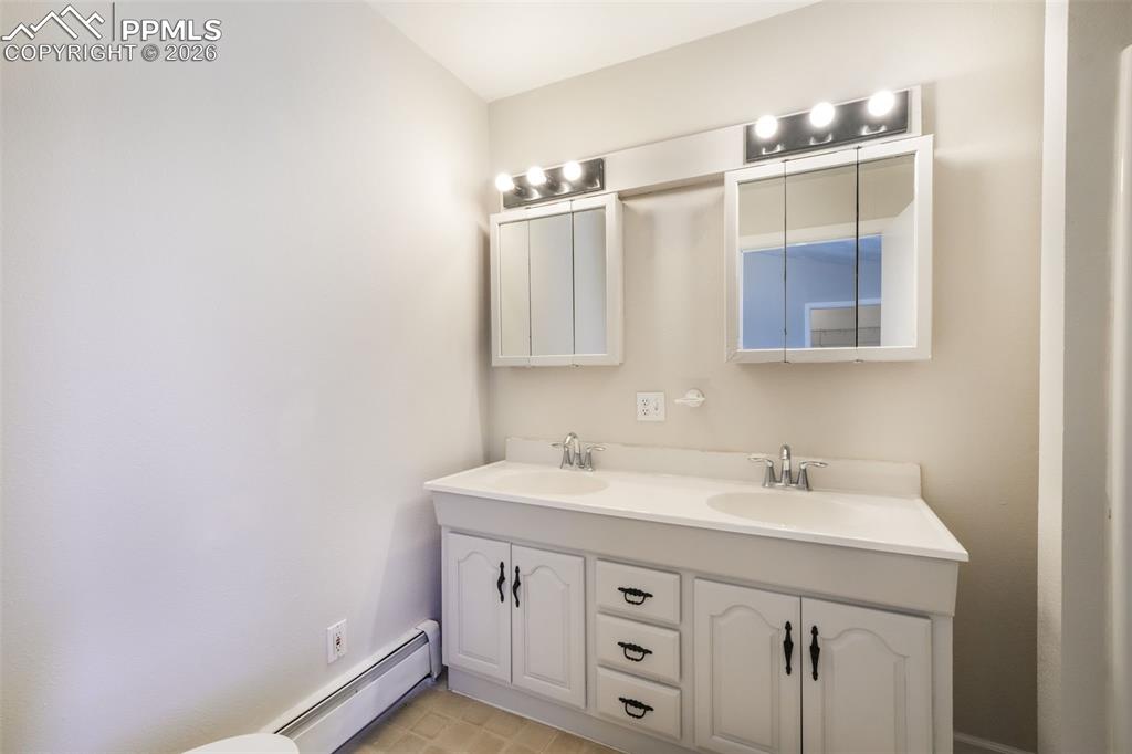 2218 E St Vrain Street Colorado Springs CO 80909