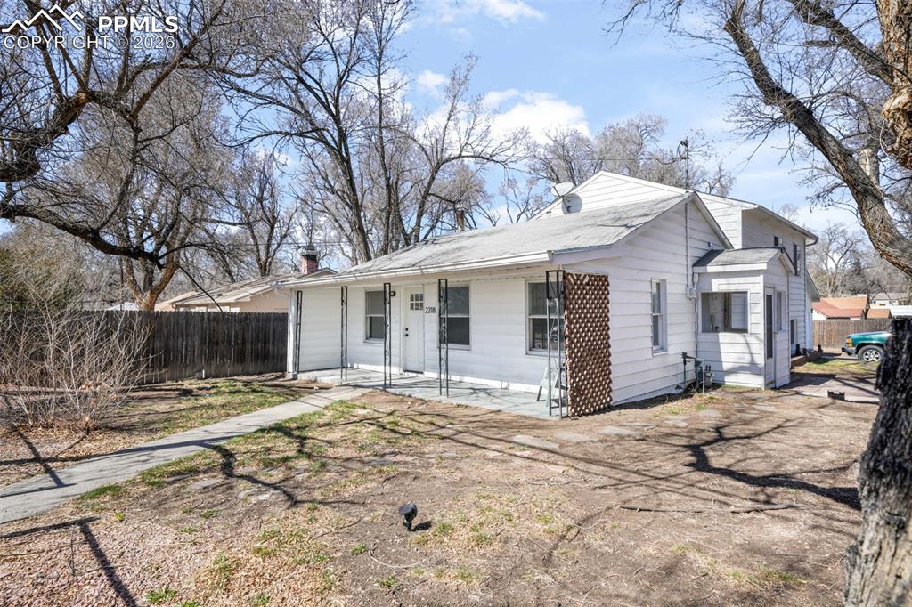 2218 E St Vrain Street Colorado Springs CO 80909