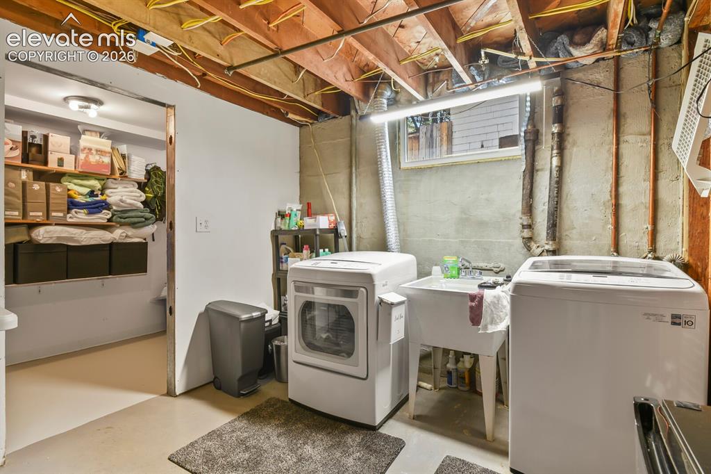 912 N Corona Street Colorado Springs CO 80903
