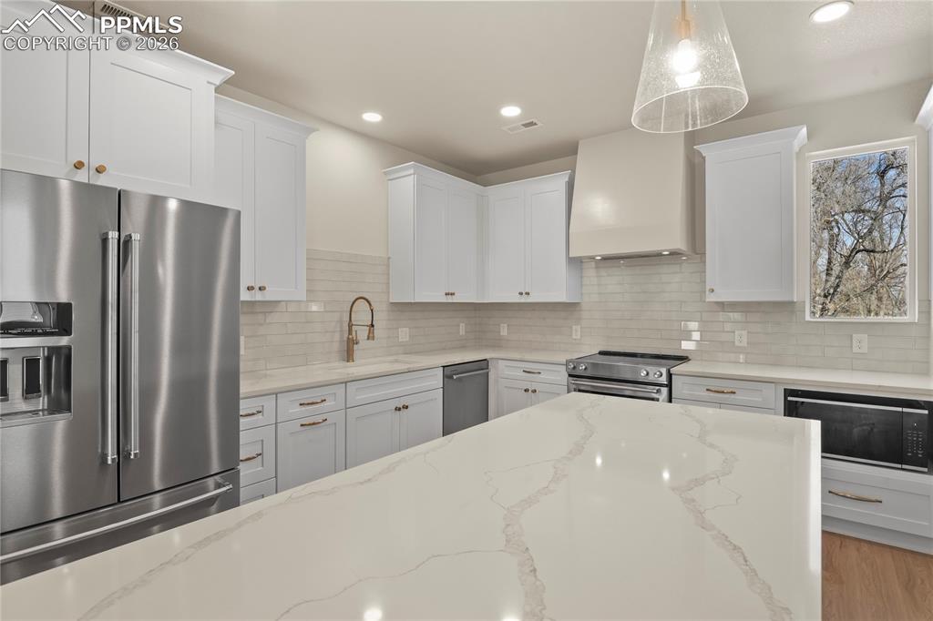 7 Noyer Court Colorado Springs CO 80906