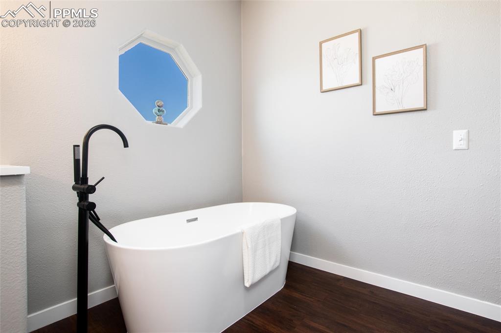 11100 Haskel Creek Road Larkspur CO 80118