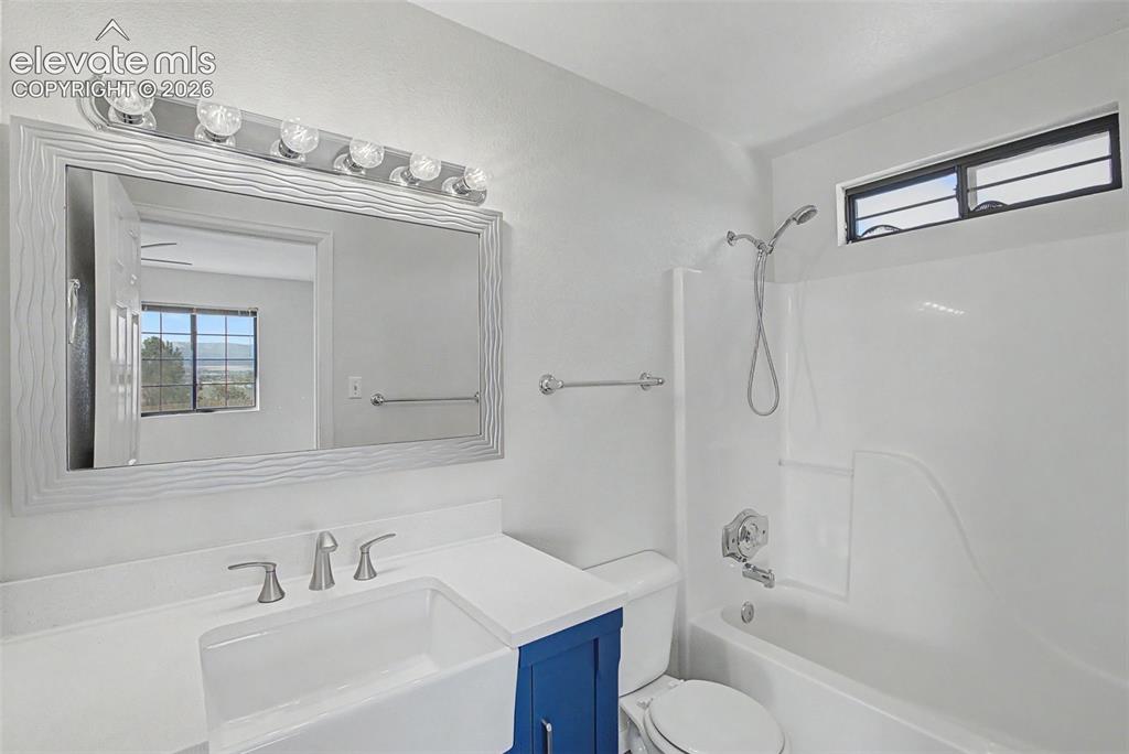 242 W Del Ray Drive Pueblo West CO 81007