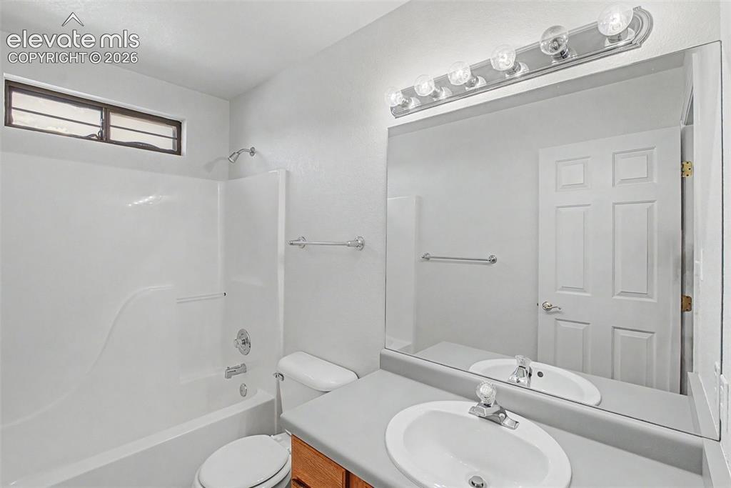 242 W Del Ray Drive Pueblo West CO 81007