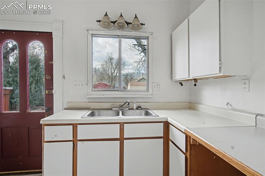 1513 W Cucharras Street Colorado Springs CO 80904