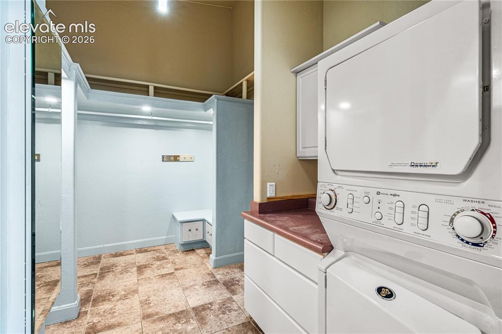 50 Aberdeen Bluff Pueblo CO 81004