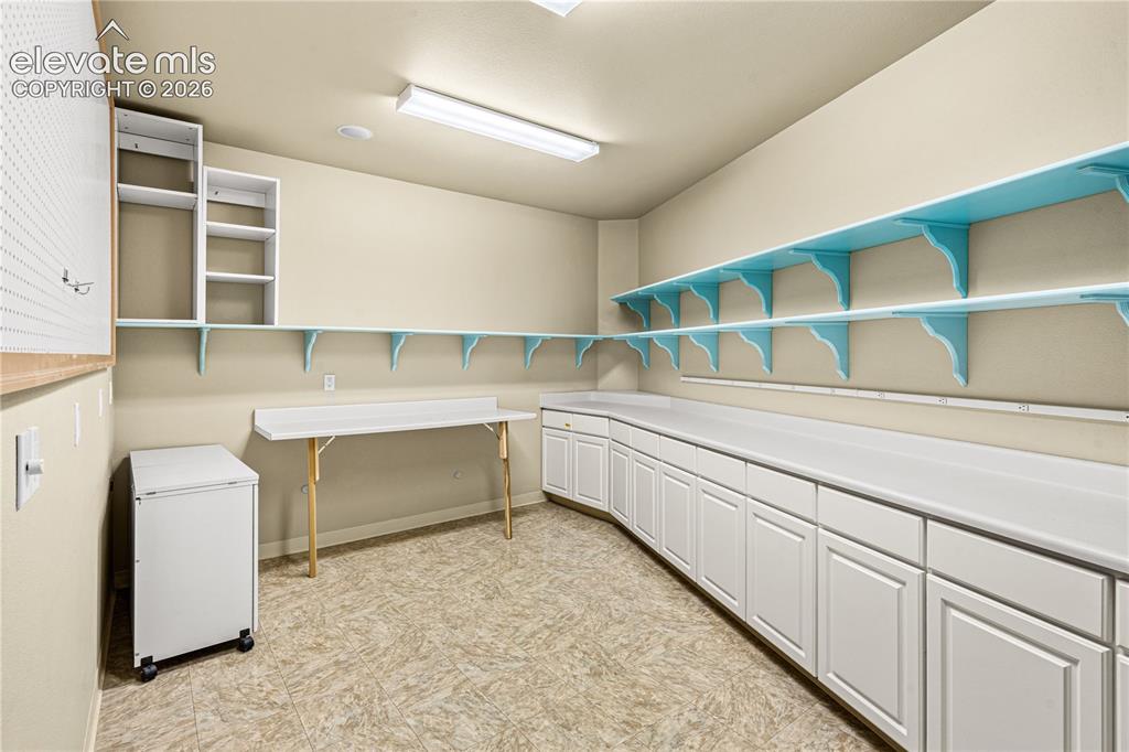 50 Aberdeen Bluff Pueblo CO 81004